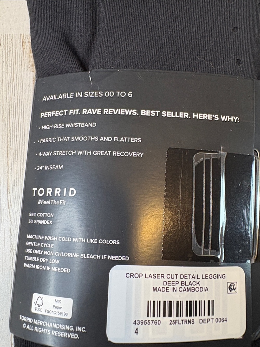 torrid Black Crop Leggings with Laser-Cut Detail Plus Size 4X - Picture 5 of 8